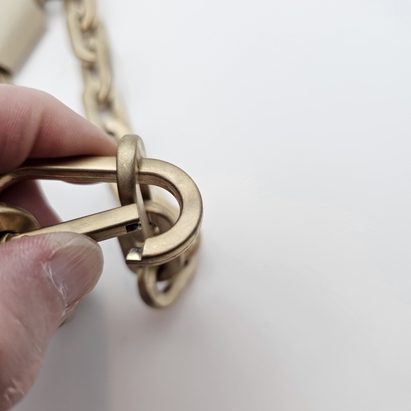 Chunky Gold Toned Chain Necklace, NWT - Picture 3 of 4